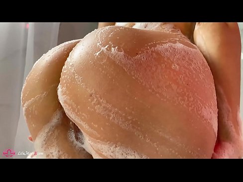 ❤️ Brunette Masturbates Pussy b'vibratur għal orga intens fid-doċċa ❤️❌ Porno vk f'mt.bladesoul.top ❌